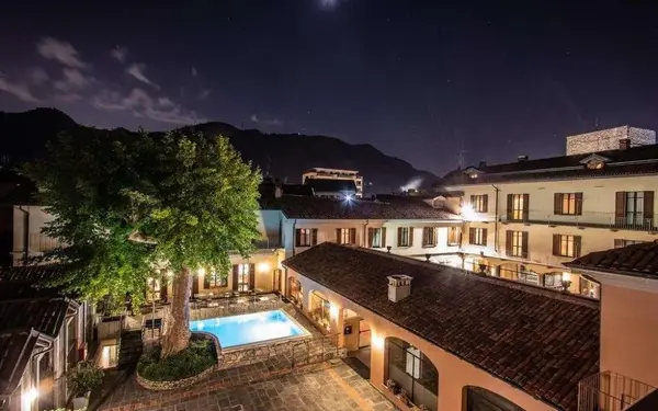 Hotel Hotel Le Due Corti a Como
