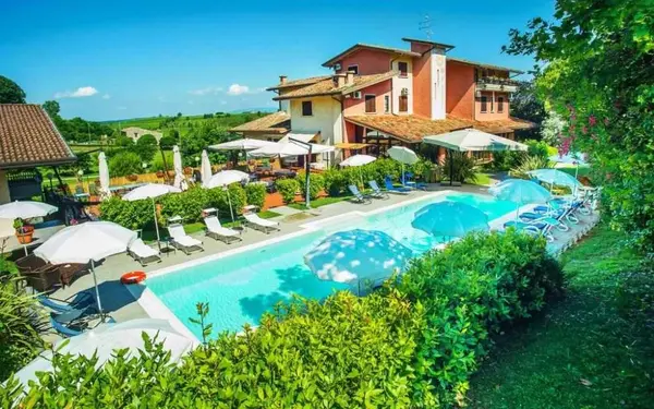 Hotel Hotel Il Castello a Pozzolengo 