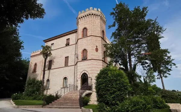 Hotel Hotel Castello di Montegiove Country House a Fano