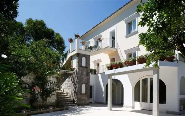 Hotel Appartamenti Villa Don Camillo Relais a Sant'Agnello