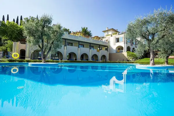 Hotel AHG Porta del Sole a Soiano del Lago