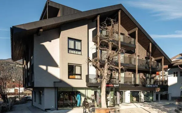 Hotel Residence Corones Suites a Valdaora