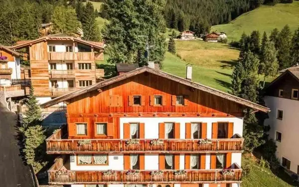 Hotel Bed & Breakfast Ciasa Nives a Badia