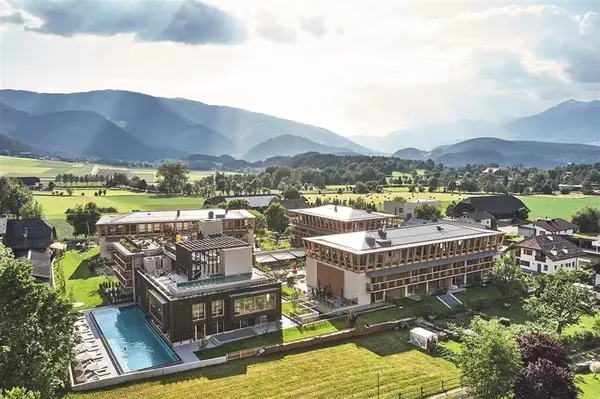 Hotel FALKENSTEINER HOTEL KRONPLATZ a Brunico