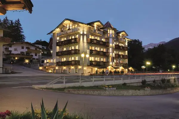 Hotel ACTIVE HOTEL MONTE GINER a Mezzana