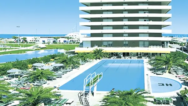 Hotel HOTEL CORMORAN a Cattolica