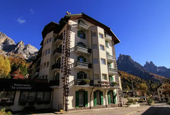 Hotel GRAND HOTEL DES ALPES a Passo Rolle