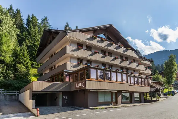 Hotel LUNA WELLNESS HOTEL a Commezzadura