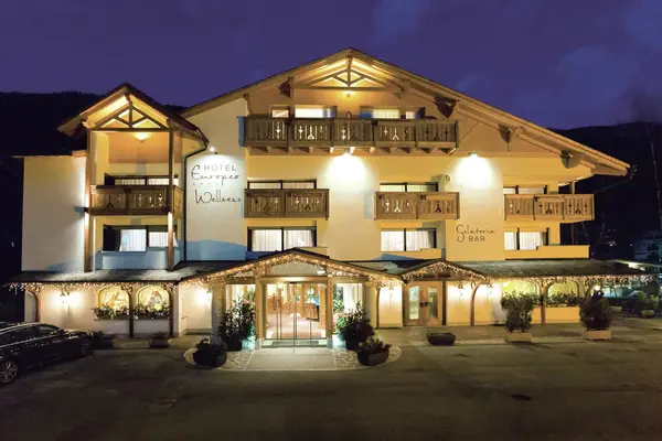Hotel ALPINE CHARME & WELLNESS HOTEL EUROPEO a Carisolo