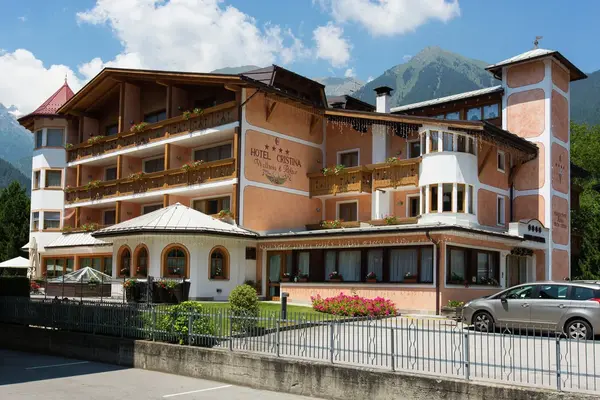 Hotel HOTEL CRISTINA a Carisolo