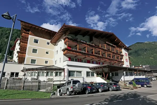 Hotel HOTEL ASTORIA a Alba di Canazei