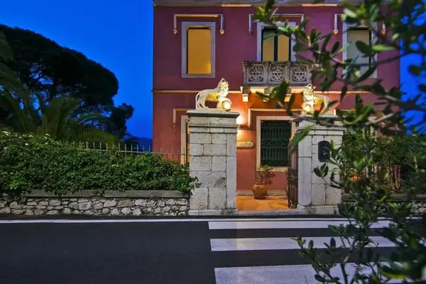 Hotel Hotel La Pensione Svizzera a Taormina