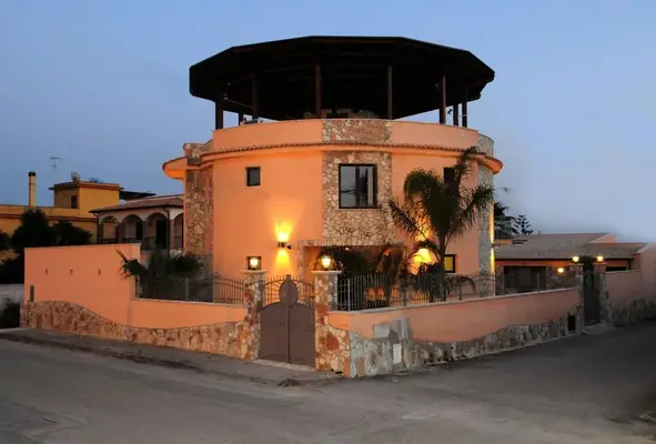 Hotel Casa Vacanze La Torre del Sole a Mazara del Vallo