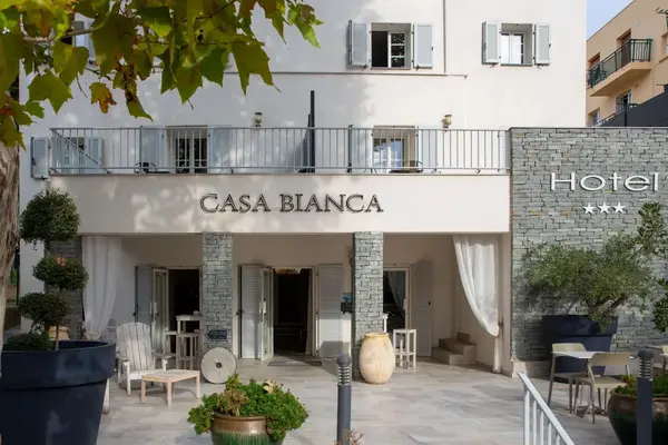 Hotel Best Western Hotel Casa Bianca, Piscine Intérieure et Extérieure a Calvi