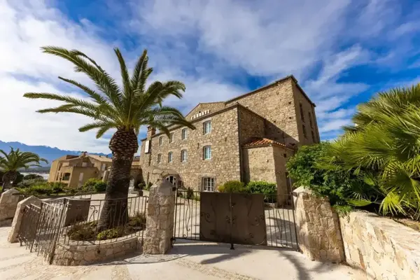 Hotel Hotel l'Abbaye a Calvi