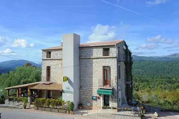 Hotel Le Tourisme a Sainte-Lucie de Porto-Vecchio