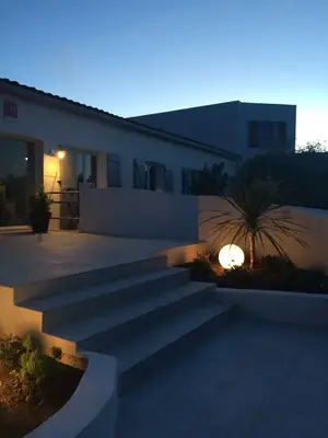 Hotel Hôtel & Restaurant Les Mouettes a L'Île-Rousse