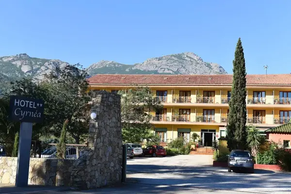 Hotel Hôtel Cyrnea a Calvi