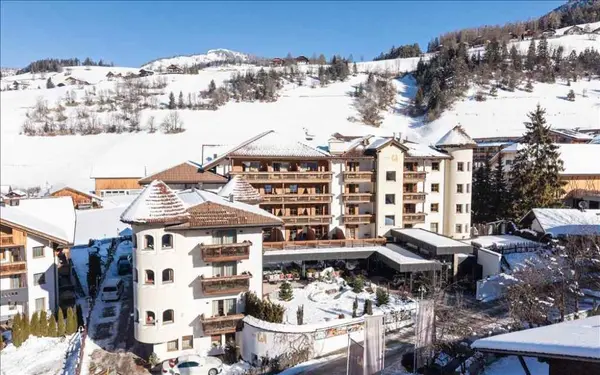 Hotel Almhof Call a Marebbe