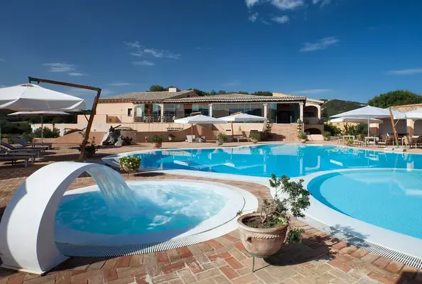 Hotel Country Resort Parco degli Ulivi a Arzachena