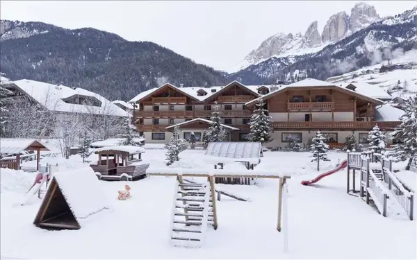 Hotel Hotel Sella Ronda & Dependance Serenella a Campitello di Fassa