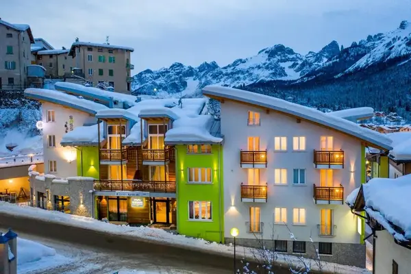 Hotel Hotel Sassdei Suite a Andalo