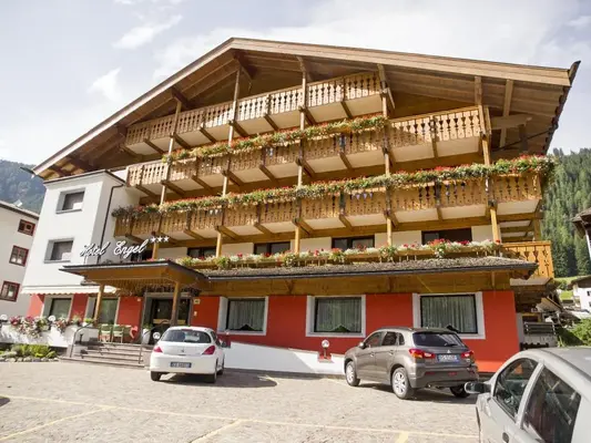 Hotel Hotel Engel a Canazei