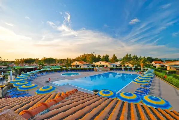 Hotel Villaggio La Cecinella a Cecina
